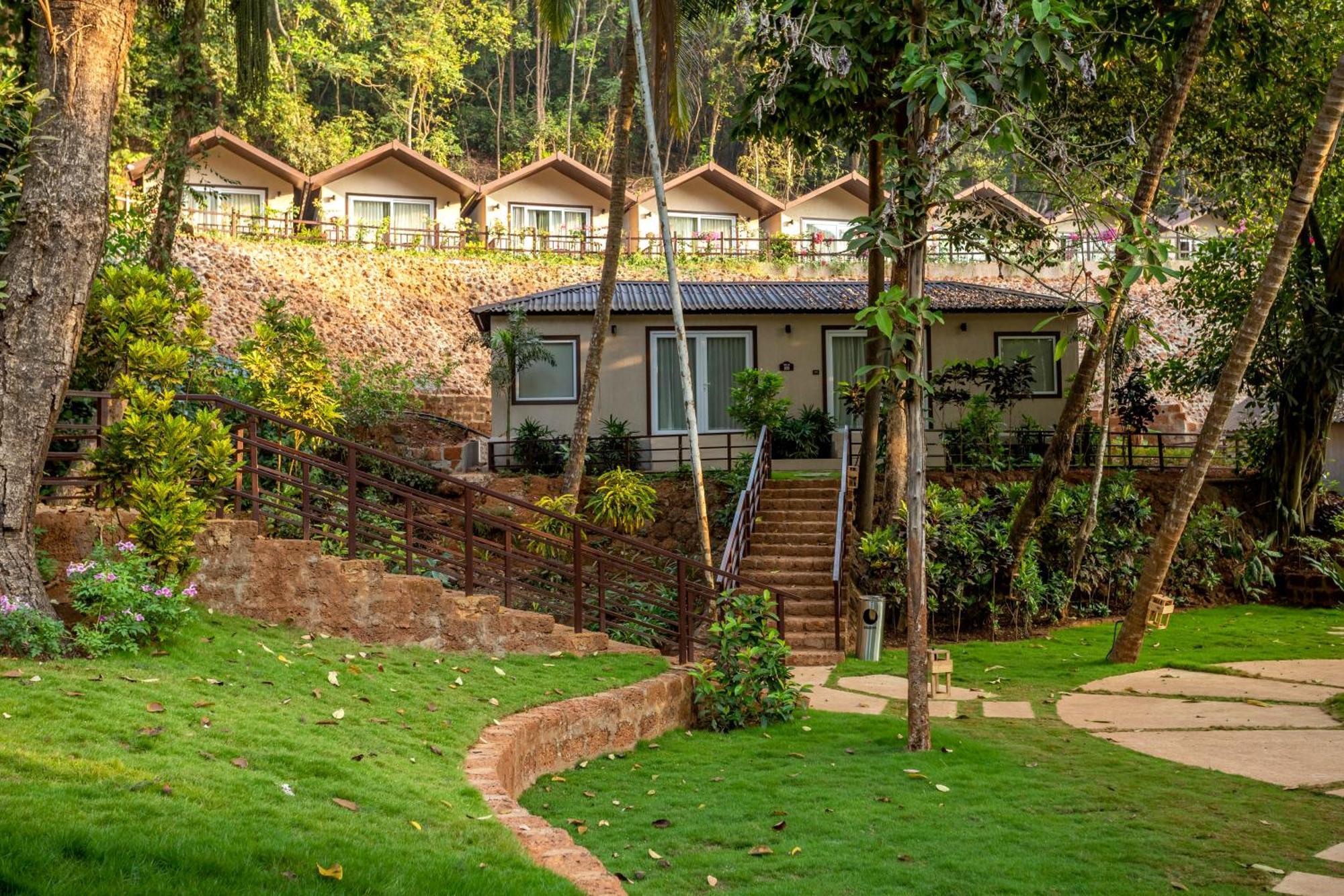Hotel Stone Wood Premier Gokarna Gokarna  Esterno foto