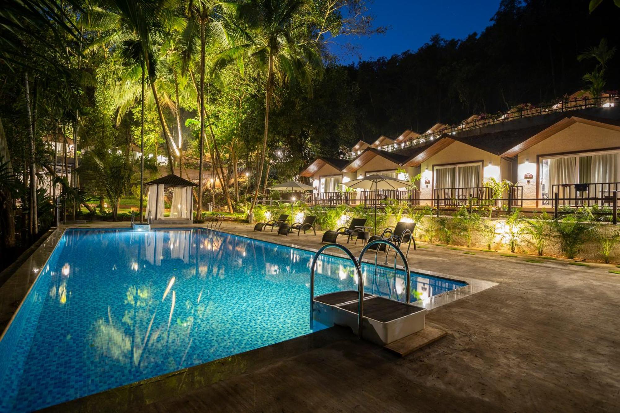Hotel Stone Wood Premier Gokarna Gokarna  Esterno foto