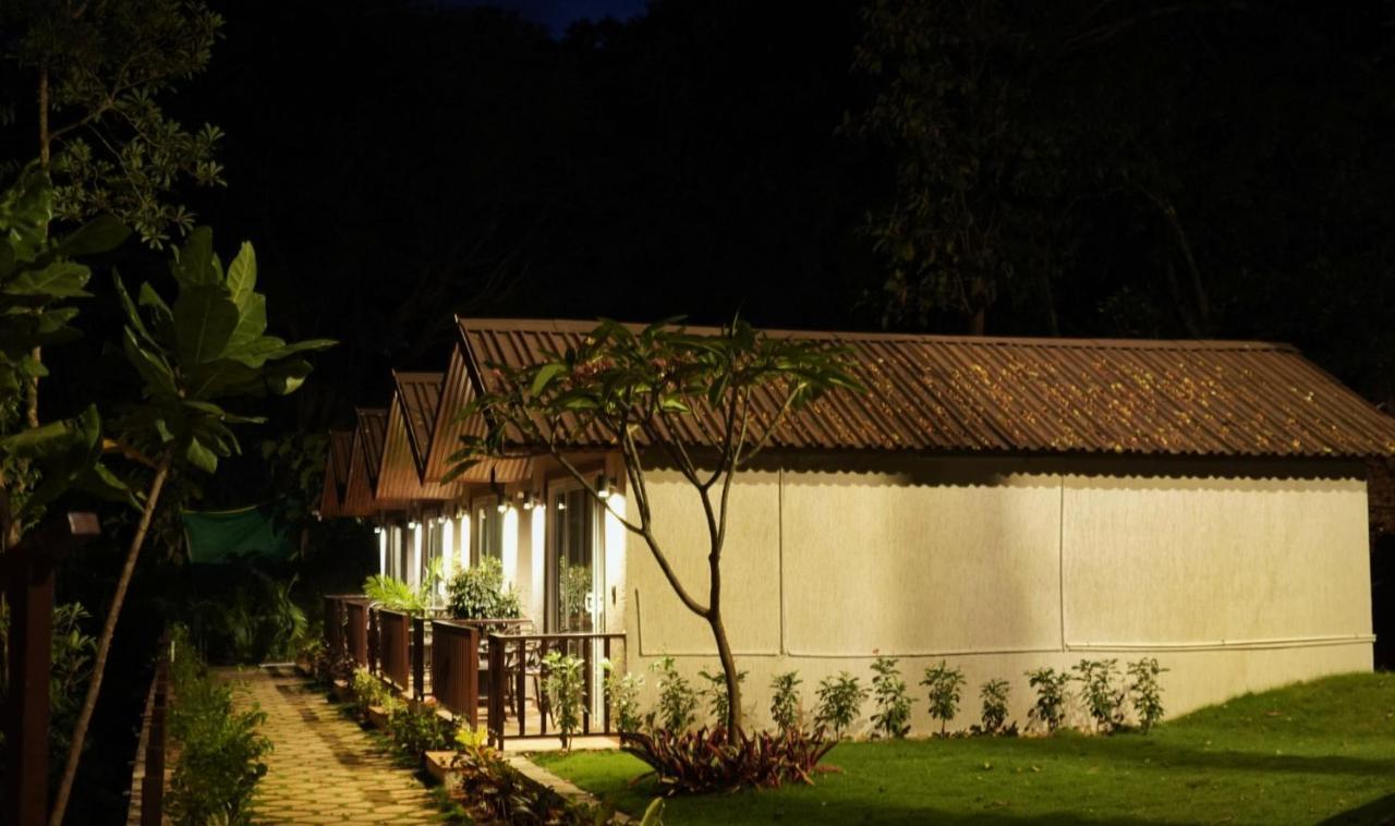 Hotel Stone Wood Premier Gokarna Gokarna  Esterno foto