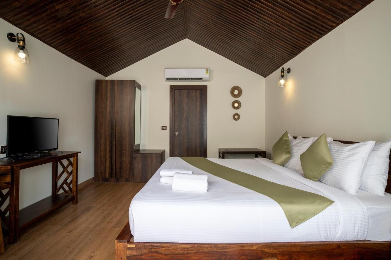 Hotel Stone Wood Premier Gokarna Gokarna  Esterno foto