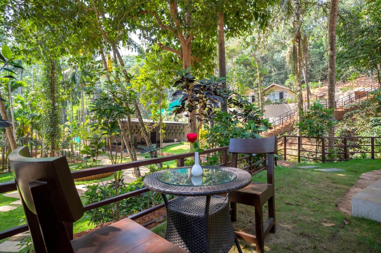 Hotel Stone Wood Premier Gokarna Gokarna  Esterno foto